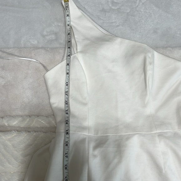 Finders Keepers Francis One-Shoulder Belted Midi Dress Sz 6 — NWT, Side Zip, Eve - Picture 10 of 13